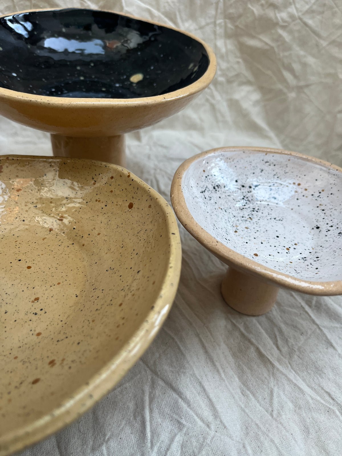 Raised Plate Stand